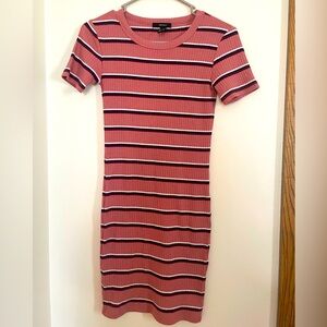 Ribbed knit bodycon dress